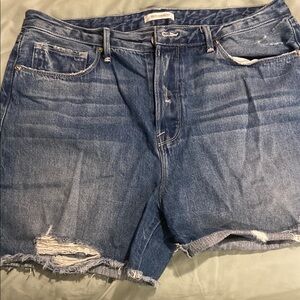 Good American Blue Jean Shorts Distressed Casual